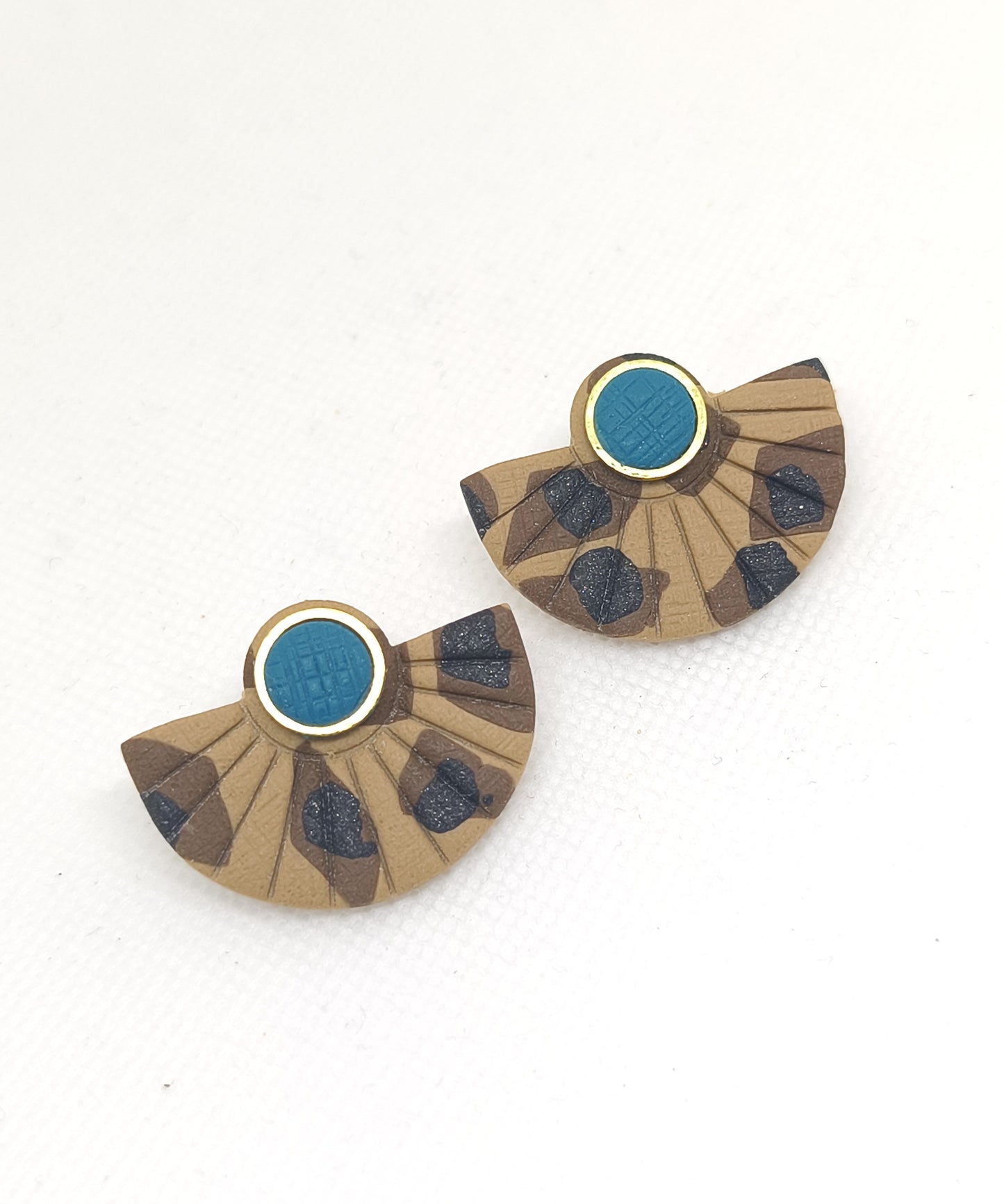 Plisse earrings