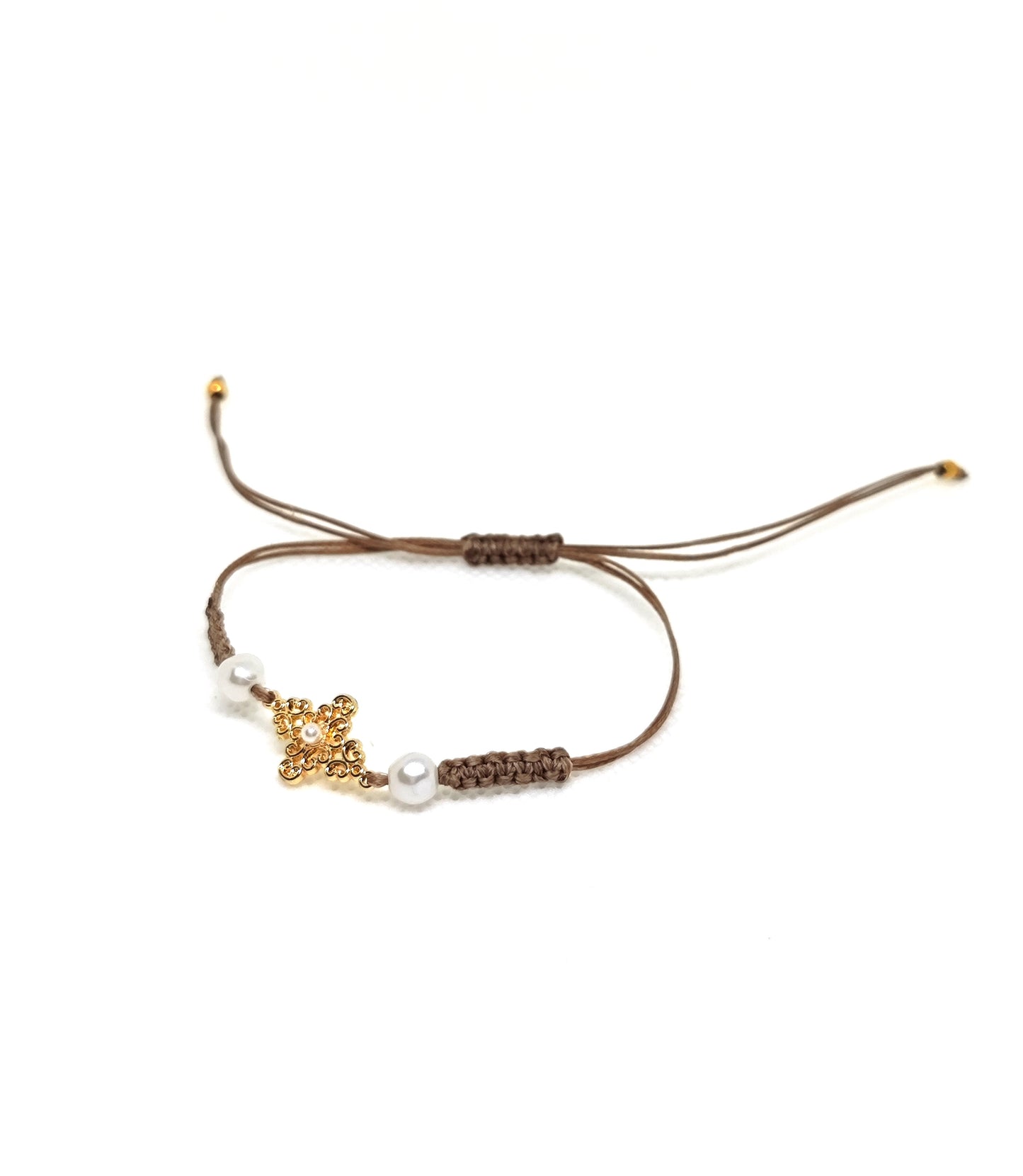 Macrame bracelet Cross