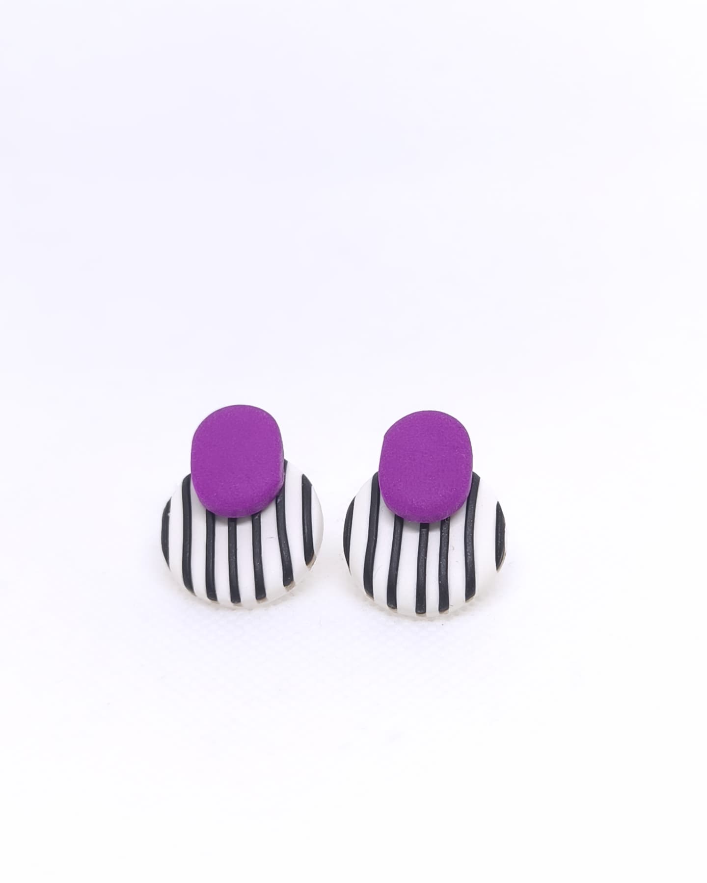 "Luna Stripes S"