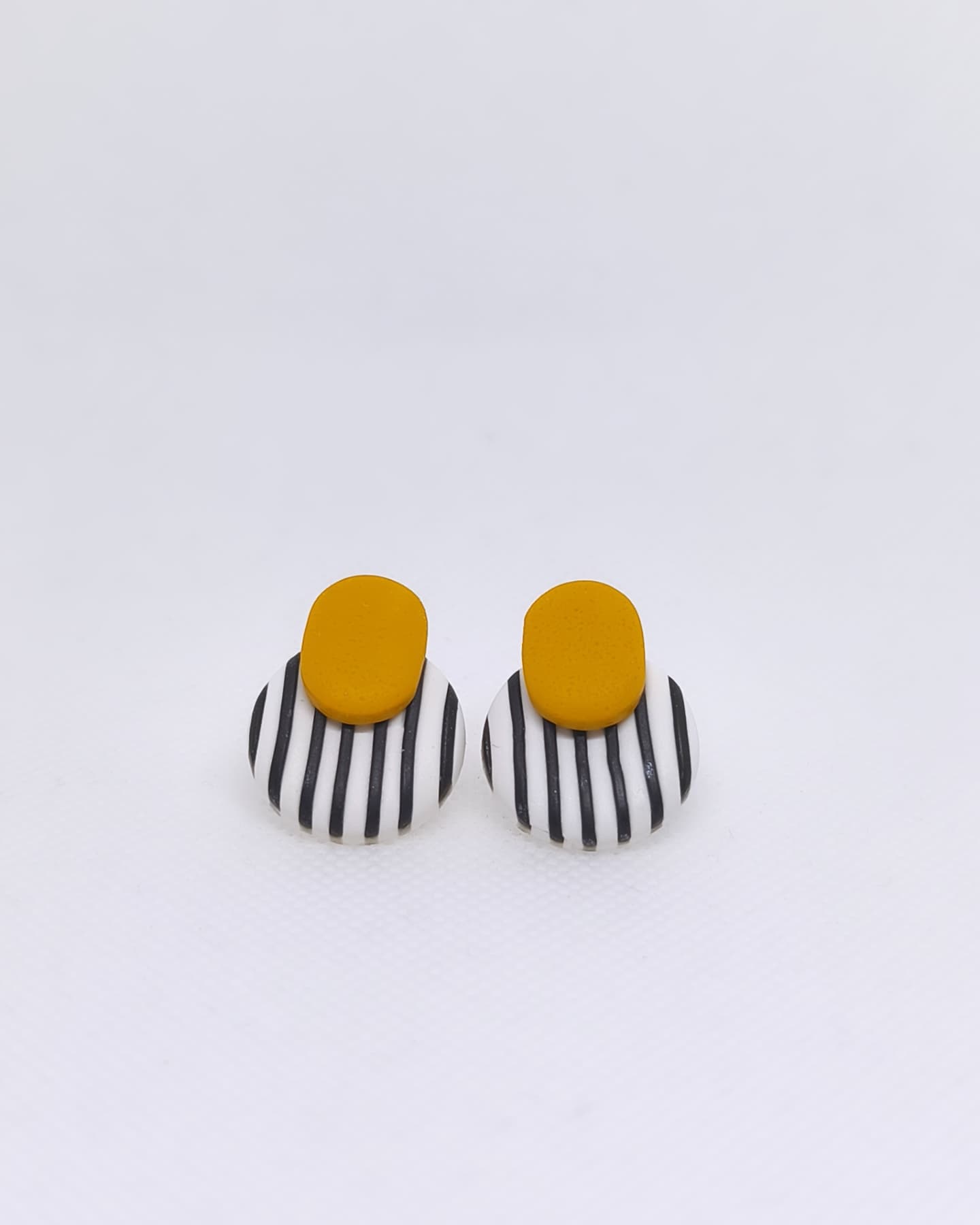 "Luna Stripes S"