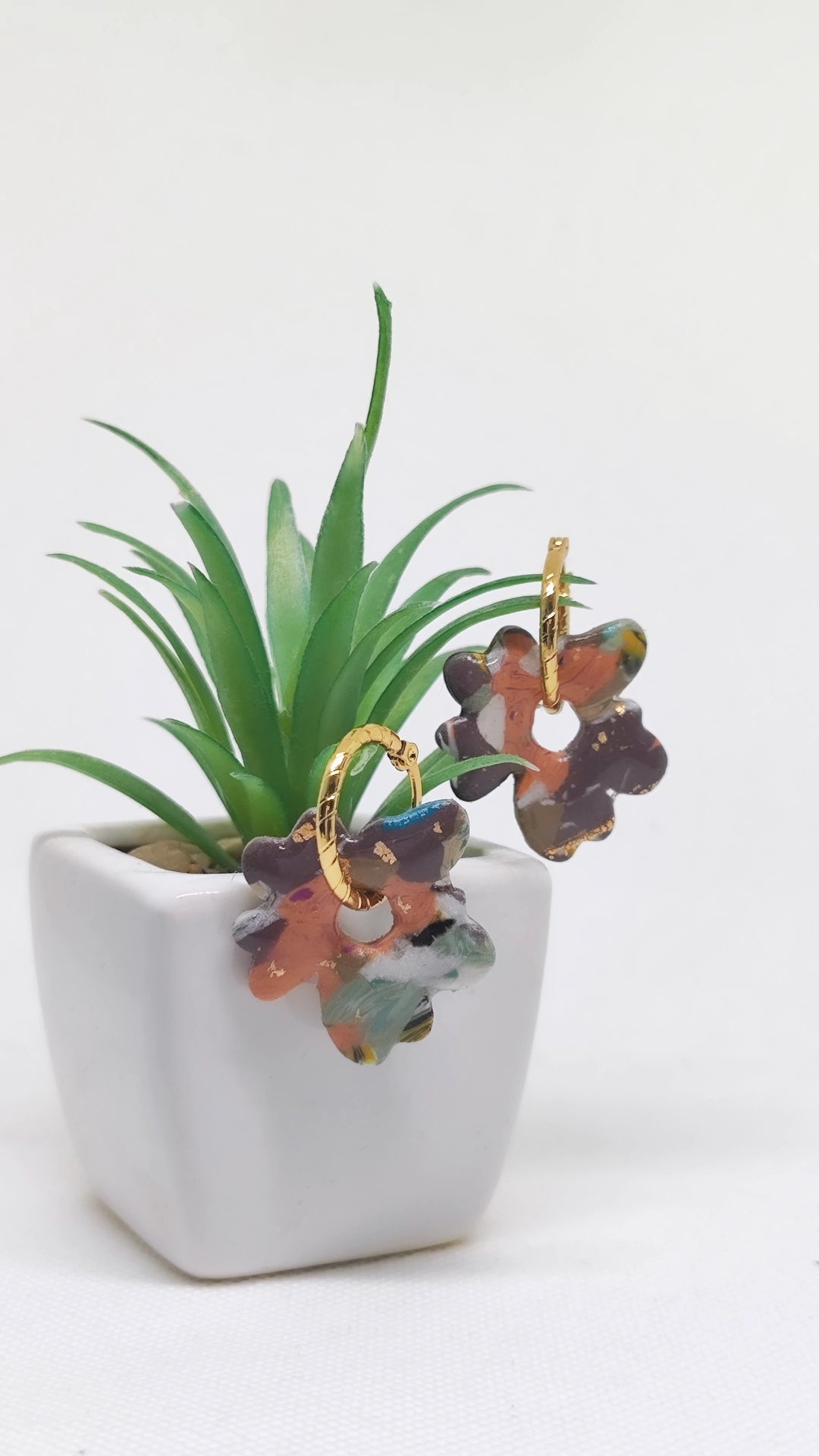 "Iris shades" earrings