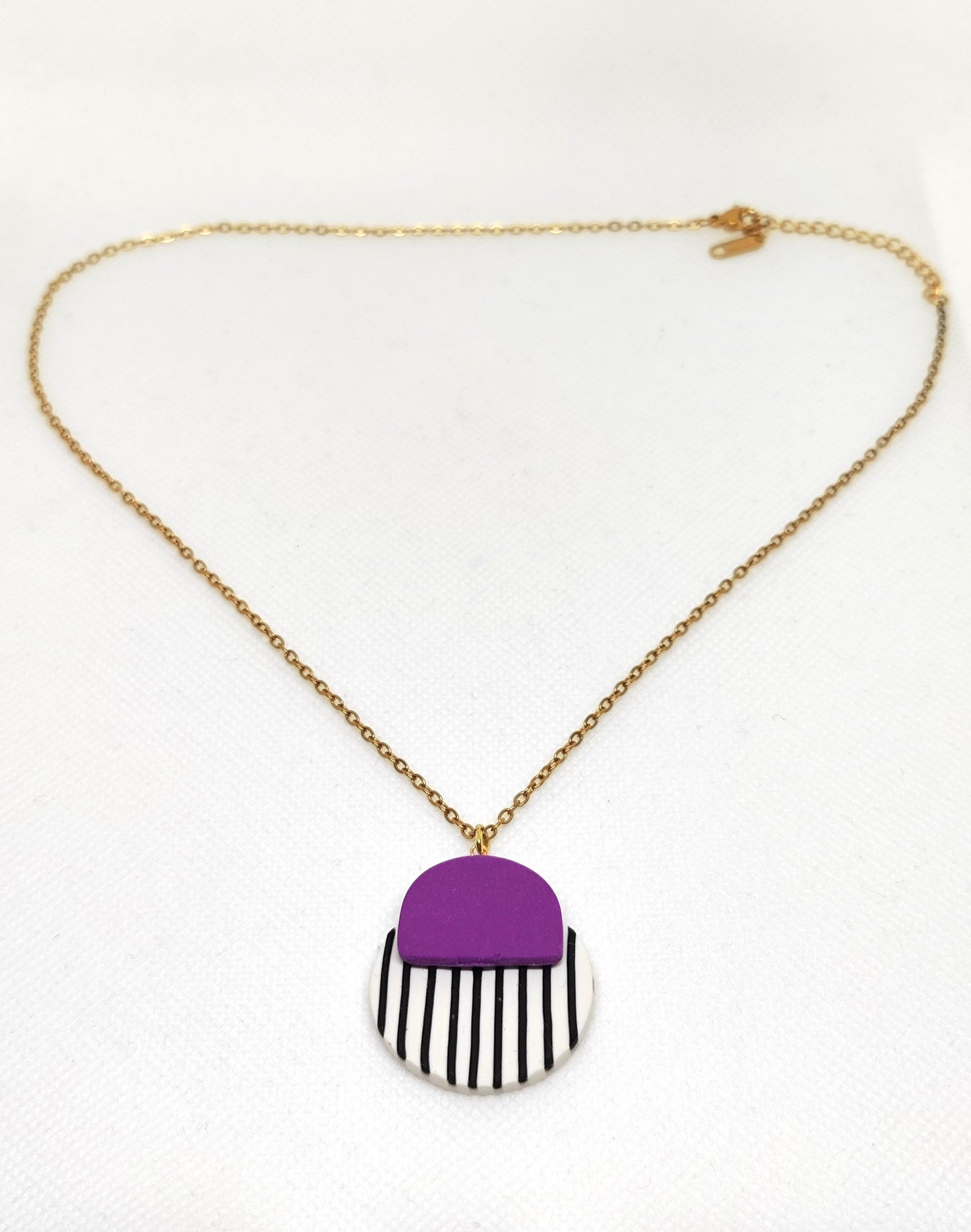Luna Stripes necklace