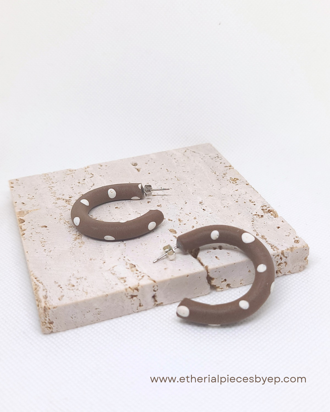 Mono Dots hoops
